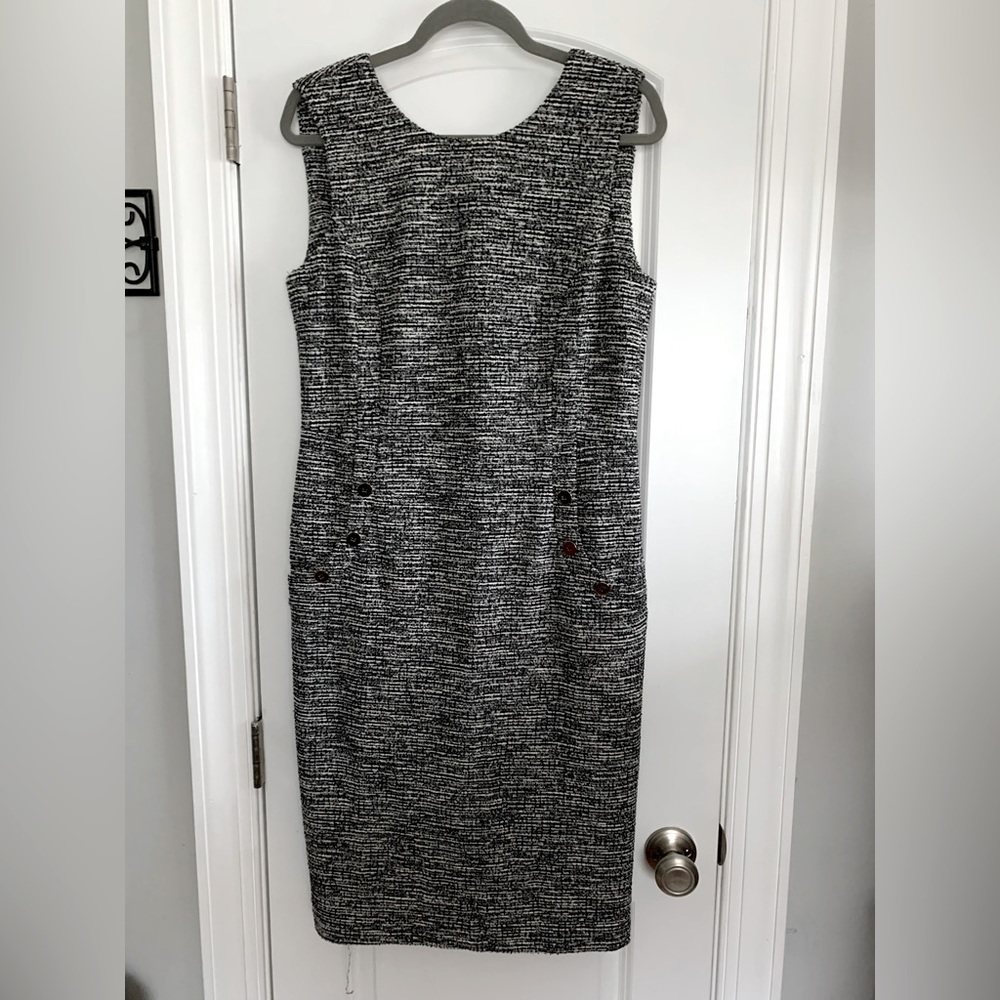 Calvin Klein Size 12 Sheath Dress (Black/White) SPRING SALE